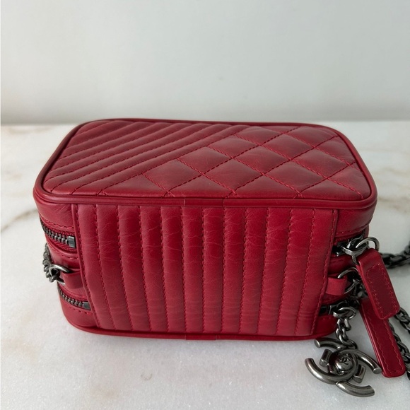 Chanel Mini Coco Boy Bag - Picture 3 of 13